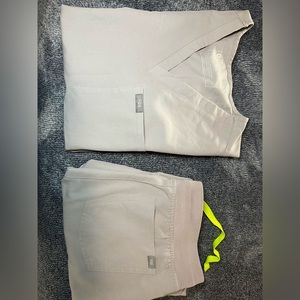 Catarina top, petite Zamora joggers, lightly worn can’t remember exact color